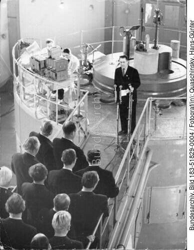 Dresden-Rossendorf, 1. Kernkraftwerk, Einweihung