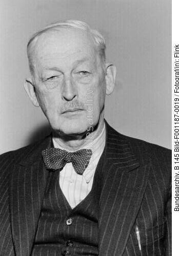 Georg Baron Manteuffel-Szoege