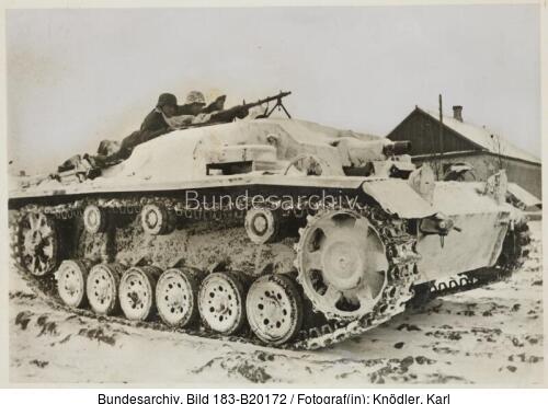Russland, Sturmgeschütz im Winter
