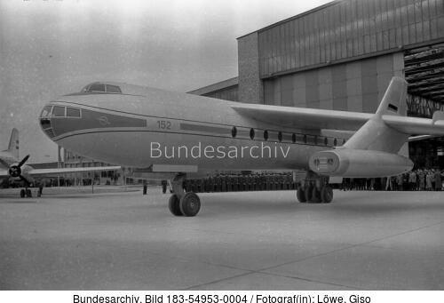 Dresden, Flugzeug 152