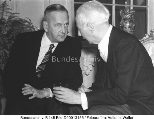 Bonn, Kurt Schumacher, Theodor Heuss
