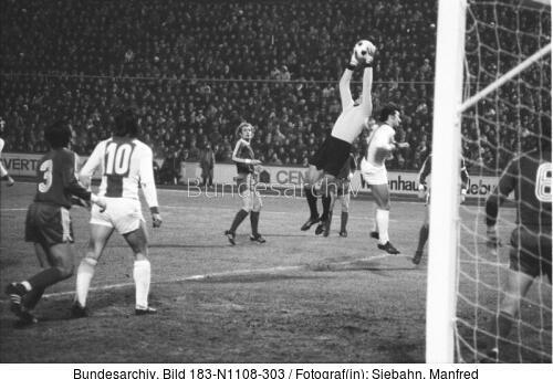 Fußball-Europapokal, Magdeburg - München