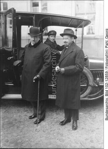Berlin, Georgi Tschitscherin, Nikolai Krestinski