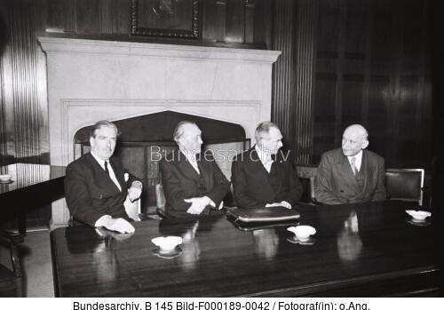 Bonn, Deutschlandvertrag, Unterzeichnung