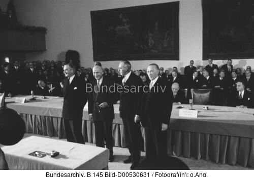 Bonn, Deutschlandvertrag, Unterzeichnung