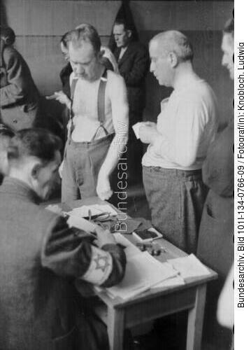 Polen, Ghetto Warschau, ärztliche Untersuchung