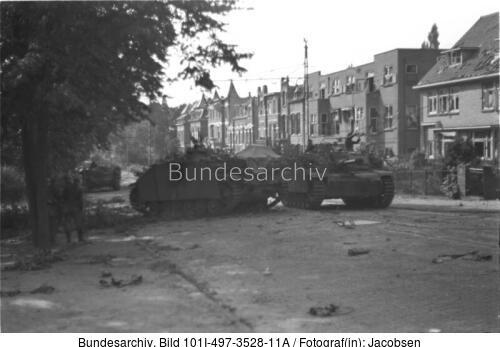 Bei Arnheim/Nymwegen, Sturmgeschütze