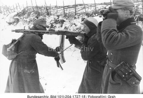 Jugoslawien, Soldaten mit MG 42 im Schnee