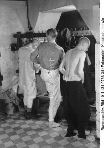 Polen, Ghetto Warschau, Kleiderwechsel (?)