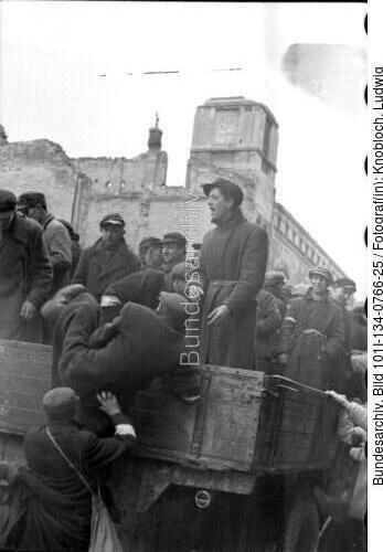 Polen, Ghetto Warschau, Juden auf LKW