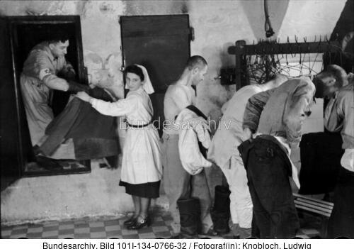 Polen, Ghetto Warschau, Kleiderwechsel (?)