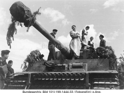 Russland bei Brjansk, Panzer VI "Tiger I"