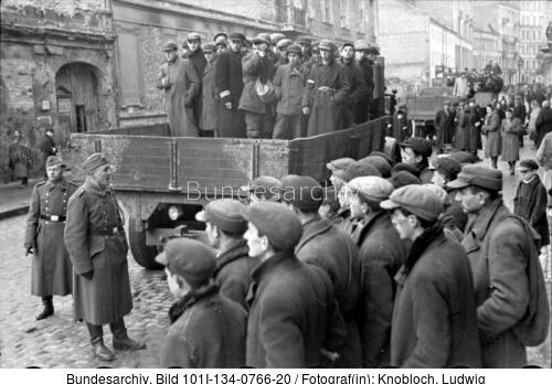 Polen, Ghetto Warschau, Juden auf LKW