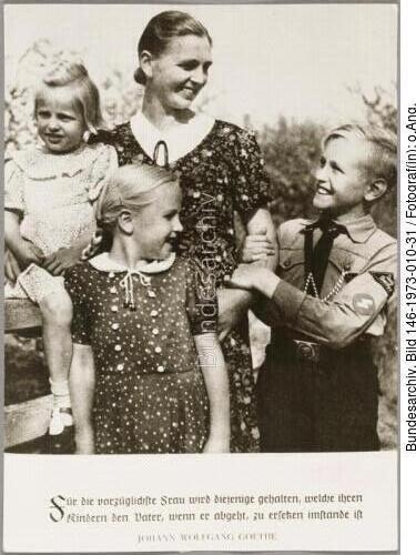 Mutter mit Kindern