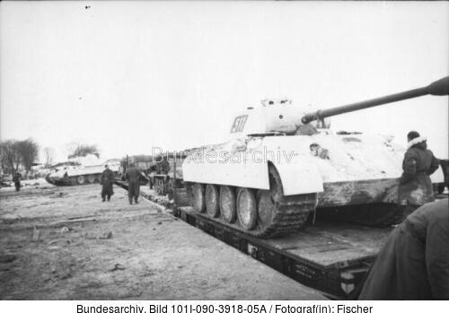 Russland, Eisenbahntransport Panzer V (Panther)