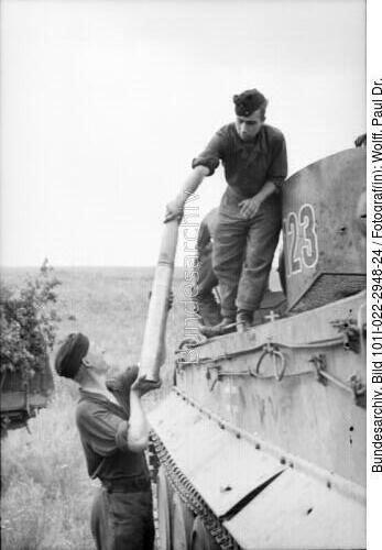 Russland, Panzer VI (Tiger I), Munition