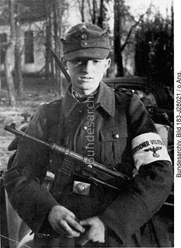 16 -  Jähriger im Volkssturm
