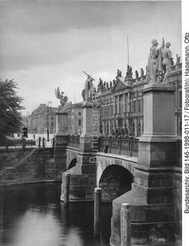 Berlin, Schlossbrücke
