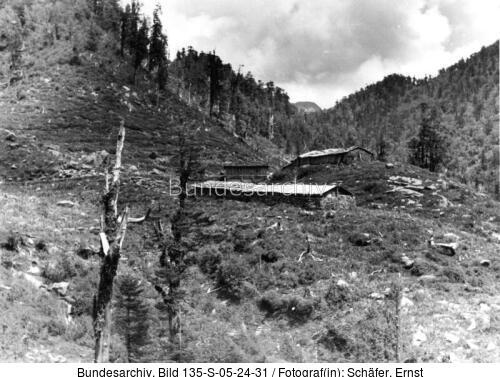 Tibetexpedition, Landschaftsaufnahme, Häuser