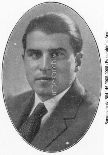 Carl Zuckmayer