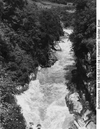 Tibetexpedition, Blick ins Tistatal