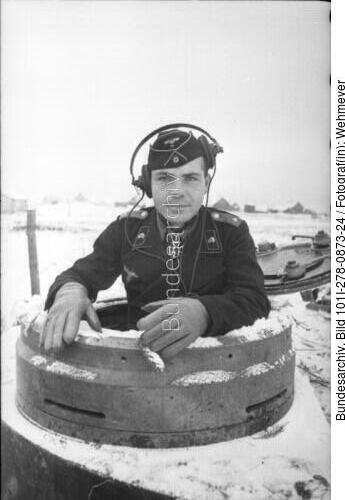 Russland, Panzersoldat (Oberleutnant Knauth ?)