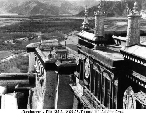 Tibetexpedition, Blick vom Dach des Potala