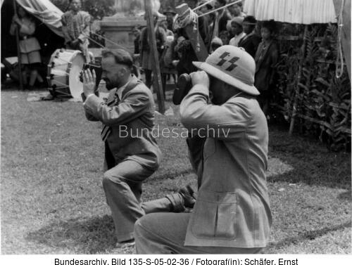 Tibetexpedition, Geer und Krause filmend