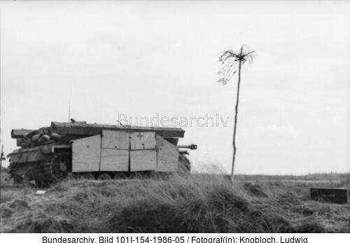 Russland, Sturmgeschütz III mit Seitenschürzen
