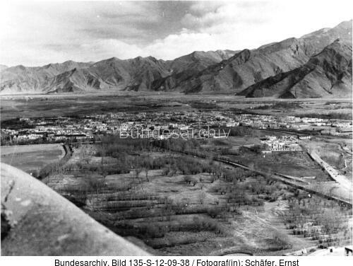 Tibetexpedition, Blick auf Lhasa