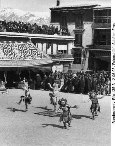 Tibetexpedition, Neujahrsfest Potala, Tanz