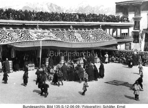 Tibetexpedition, Neujahrsfest Potala