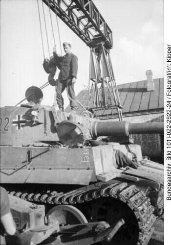 Russland, Reparatur Panzer VI "Tiger I"