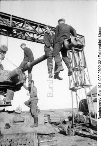 Russland, Reparatur Panzer VI "Tiger I"