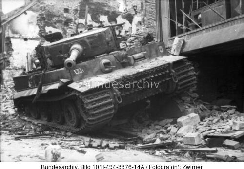 Villers-Bocage, zerstörter Panzer VI