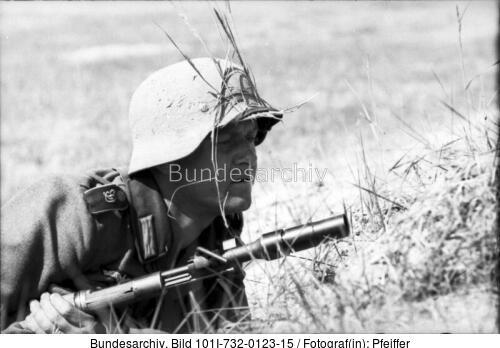 Russland, Soldat der Div. »Großdeutschland«