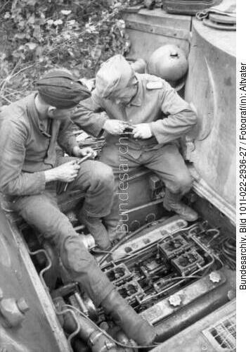 Russland, Panzer VI (Tiger I), Wartung