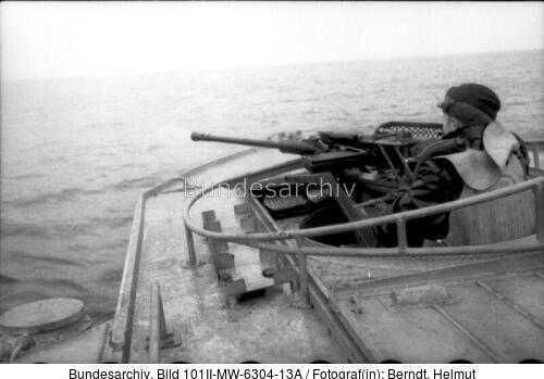 Schnellboot in See