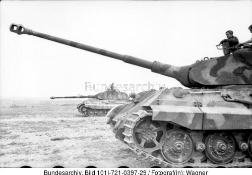 Frankreich, Panzer VI (Tiger II, Königstiger)