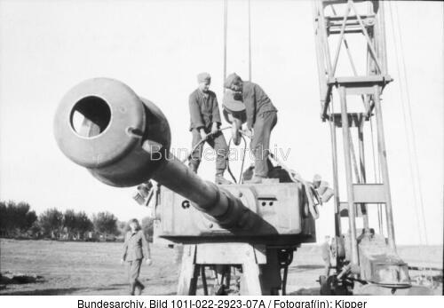Russland, Reparatur Panzer VI "Tiger I"