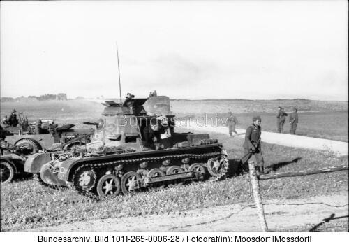 Russland, Befehlspanzer 1 auf Feld