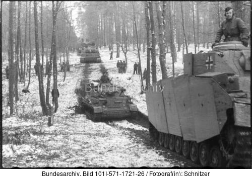 Russland, Panzer IV, Panzer VI (Tiger I)