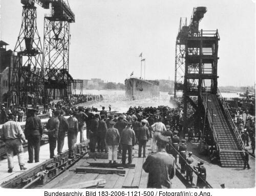 Kreuzer Hindenburg, Stapellauf