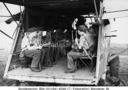 Russland, Gotha Go 242, Transport von Soldaten