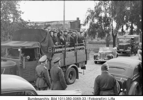 Polen, Verhaftung von Juden, Transport