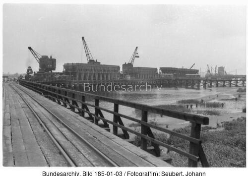 Bremen, U-Bootbunker "Valentin", Bau