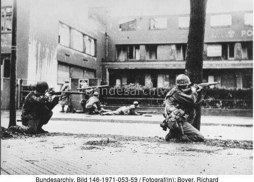 Mannheim, US-Truppen im Straßenkampf