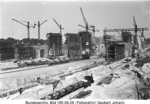 Bremen, U-Bootbunker "Valentin", Bau