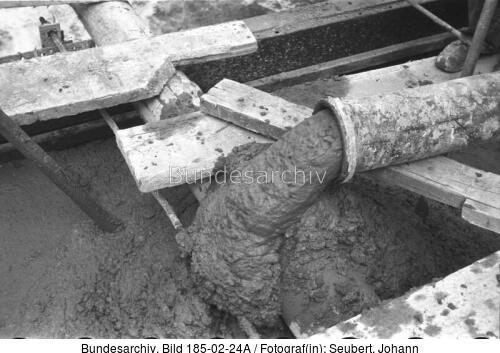 Bremen, U-Bootbunker "Valentin", Betonieren