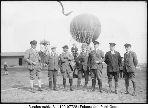 Bitterfeld, Frühlings-Ballon-Anfliegen